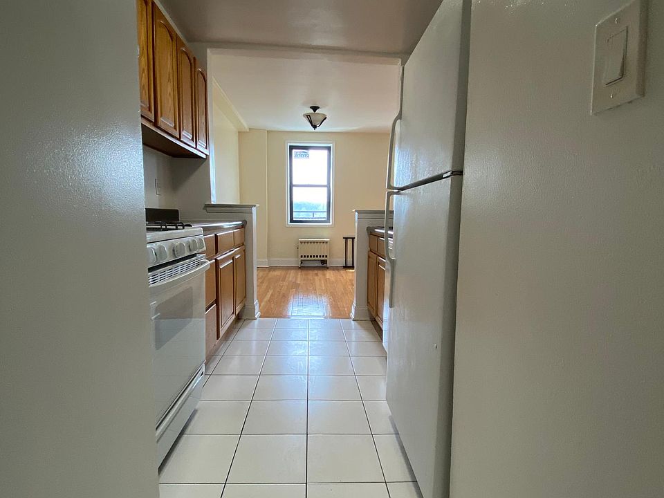 1st image of 260 N Broadway #2F