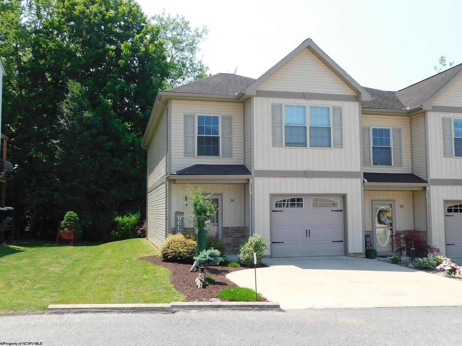 24 Fairway Dr, Mount Clare, WV 26408 Zillow