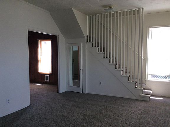 2nd image of 510 Pacific Ave S