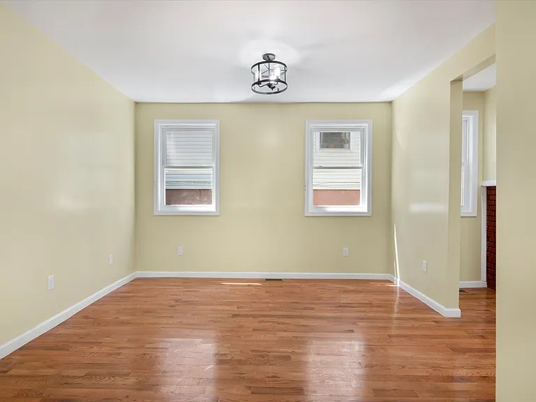 118 Lehigh Ave #1 — Photo 6