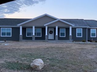 3771 11b Rd, Bourbon, IN 46504