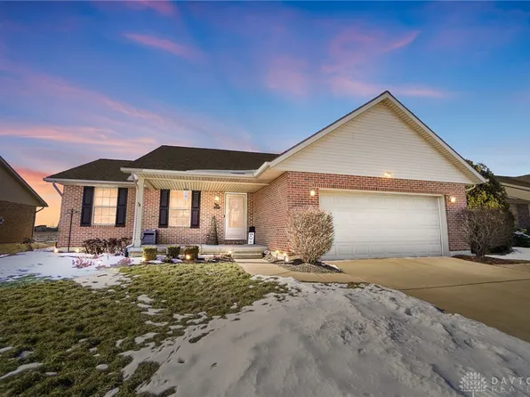 5113 Crandall Ln, Springfield, OH 45503