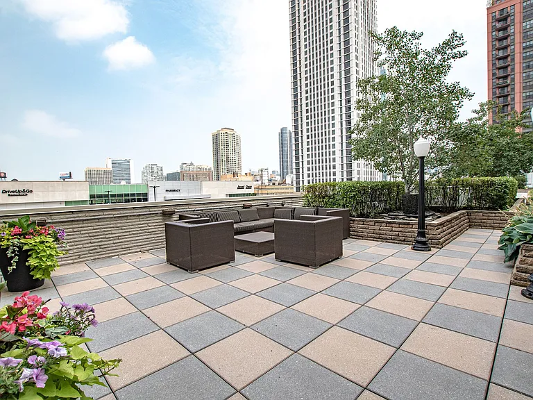 650 W Wayman #301C — Photo 11