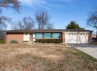 2305 Parker Rd, Florissant, MO 63033