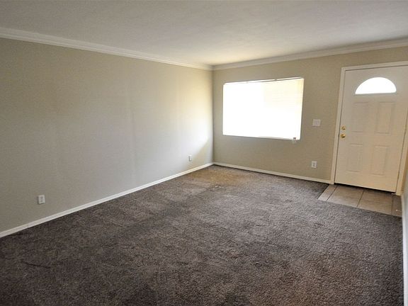 2nd image of 3211 W Acapulco Ln