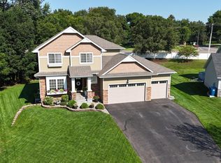 18150 Concord Cir NW, Elk River, MN 55330