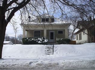 1189 25th St, Moline, IL 61265