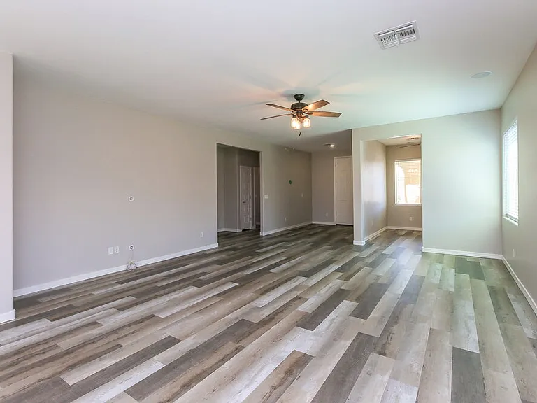 878 W Ayrshire Trl — Photo 2