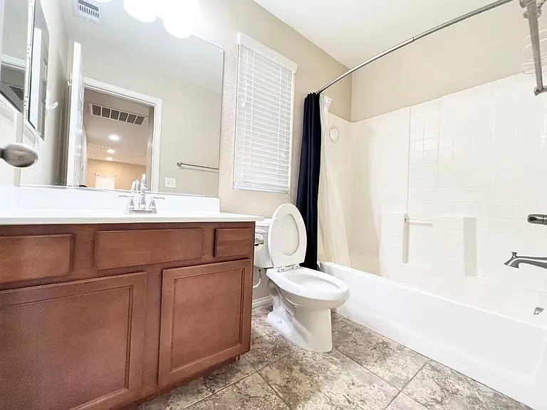 11002 Sardinia Sands Dr — Photo 7