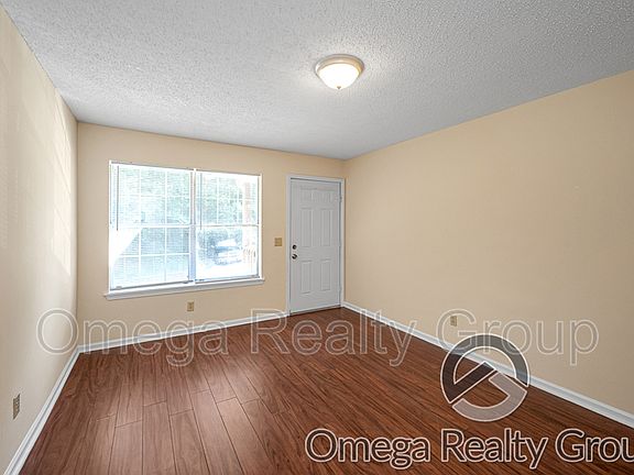 2nd image of 3600 24th St #204