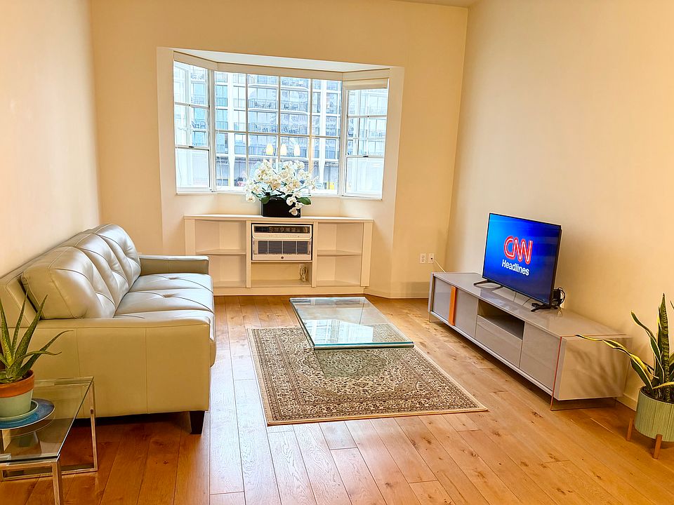 1st image of 1810 Kaioo Dr APT B512