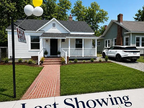 1602 Myrtle St, Greenville, NC 27834