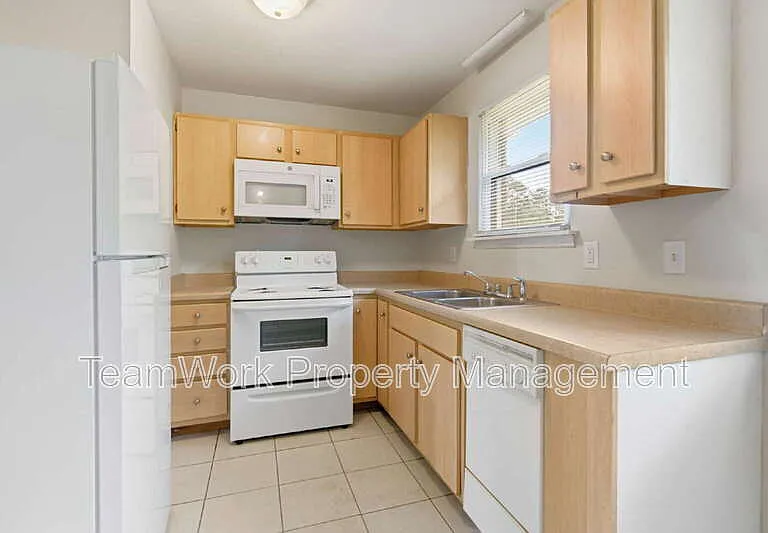 2107 Rondo St #205 — Photo 6