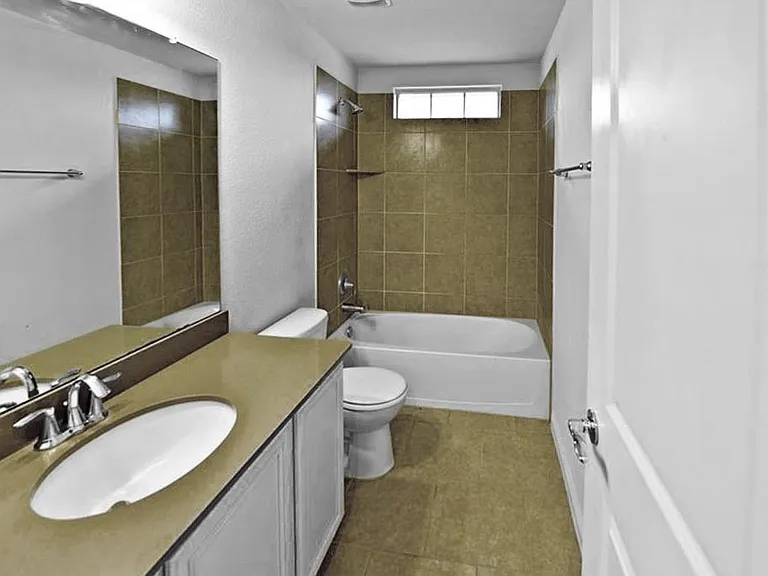 16015 Remington Reserve Way — Photo 17