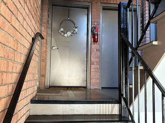 5th image of 106 S Anderson St #B203
