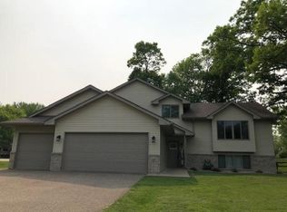 6389 Xenium Ln N, Maple Grove, MN 55311