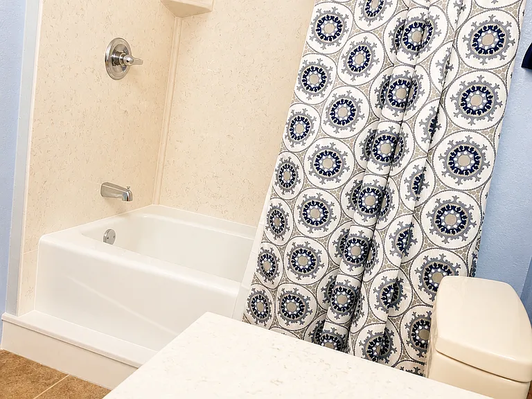 1041 Parkinson Ct — Photo 6
