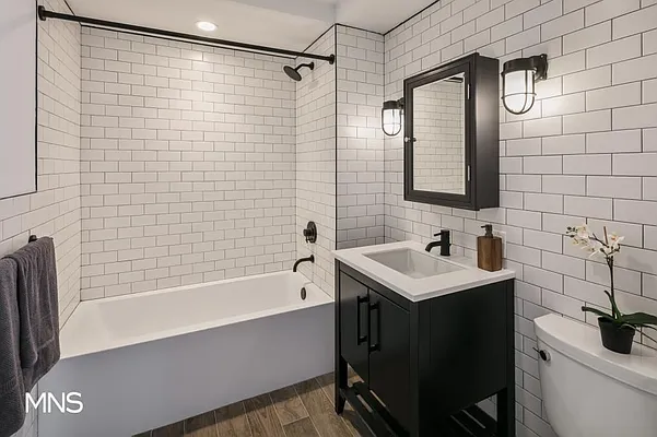 Rented by MNS Marketing | media 24