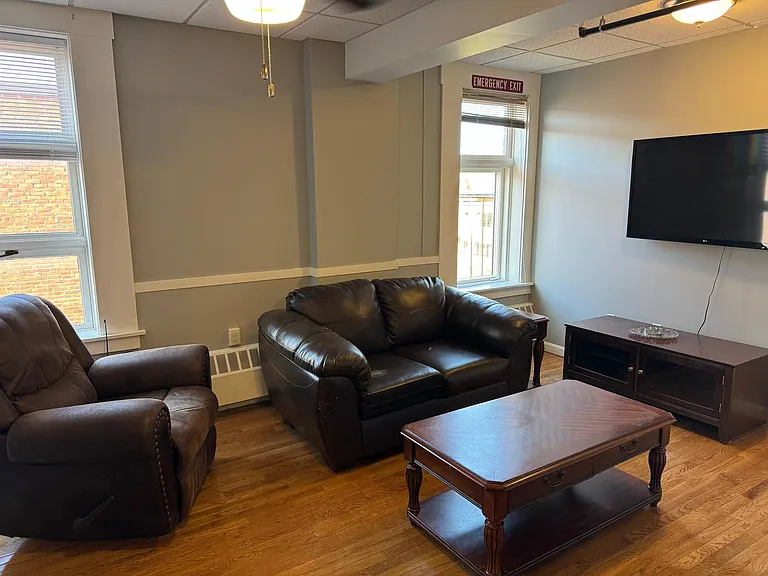209 State St #5 — Photo 5