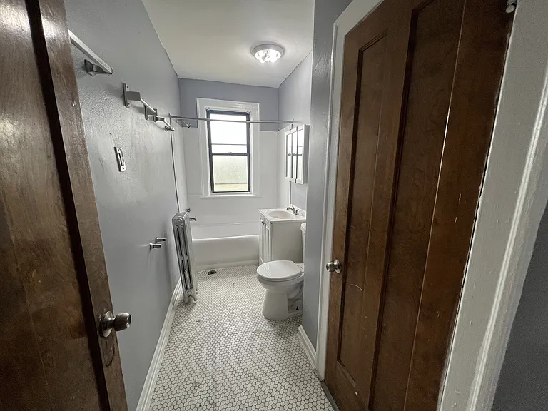 7444 S East End Ave #3 — Photo 5
