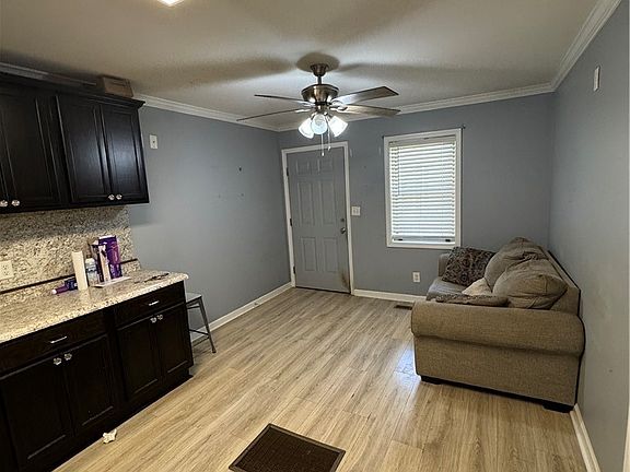3rd image of 603 18th St