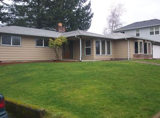 910 Gatch St, Woodburn, OR 97071