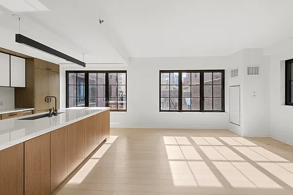 Rented by SERHANT. | media 26