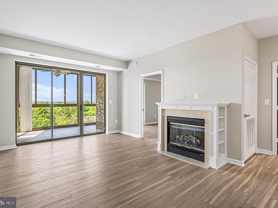 1st image of 19355 Cypress Ridge Ter Unit 1022