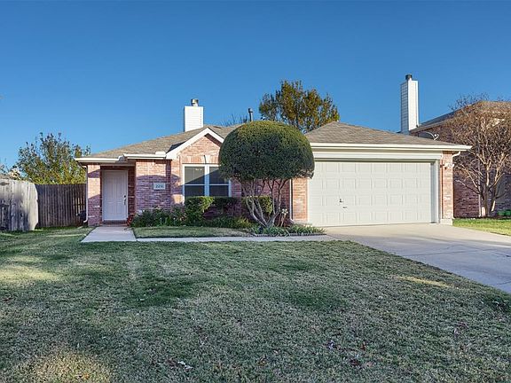 3rd image of 2216 Wisteria Way