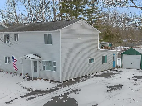 7821 Rinaldo Blvd W, Bridgeport, NY 13030