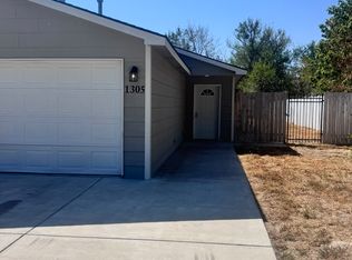 1301 W 45th St S #1305, Wichita, KS 67217
