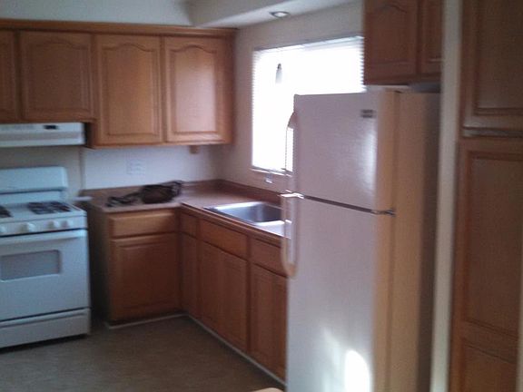 5th image of 21706 Share St
