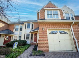 112 Springton Mews Cir, Media, PA 19063