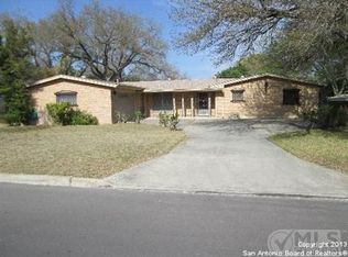 1208 North Blvd, Universal City, TX 78148