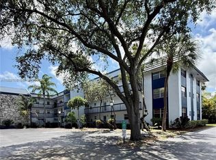 Holiday Springs Village 2, Pompano Beach, FL 33063