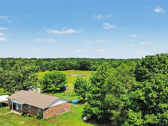 2nd image of 3034 E Davis Field Rd