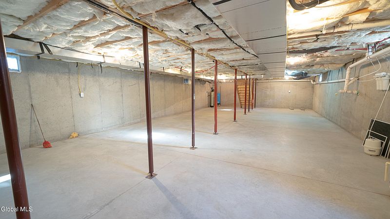 5th image of 365 Bemis Road