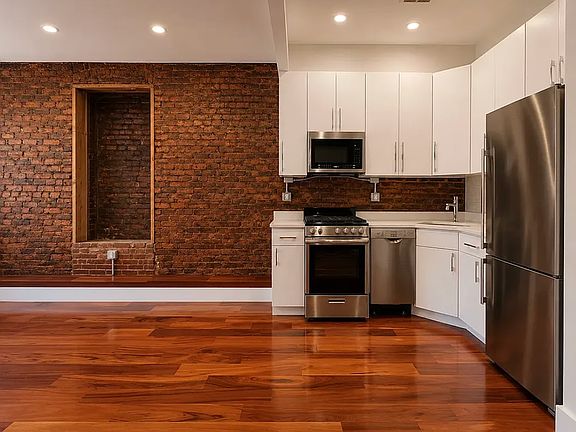 3rd image of 3 Quincy St #4L