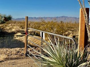 710 S Billy The Kid Rd, Yucca, AZ 86438