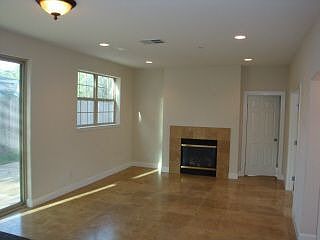 4th image of 102 Caledonian Ct