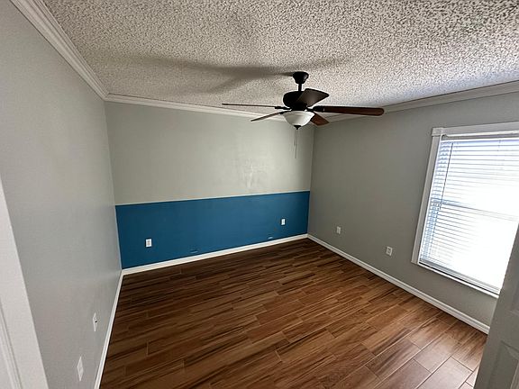 2nd image of 2984 Cool Breeze Cir