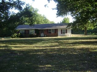 846 Parks Place Rd #A, Batesville, MS 38606