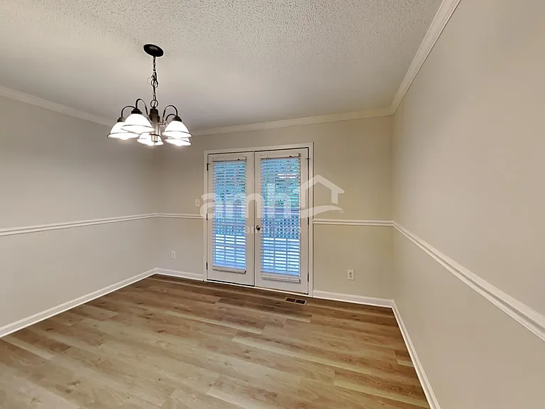 321 Winchester Way — Photo 6