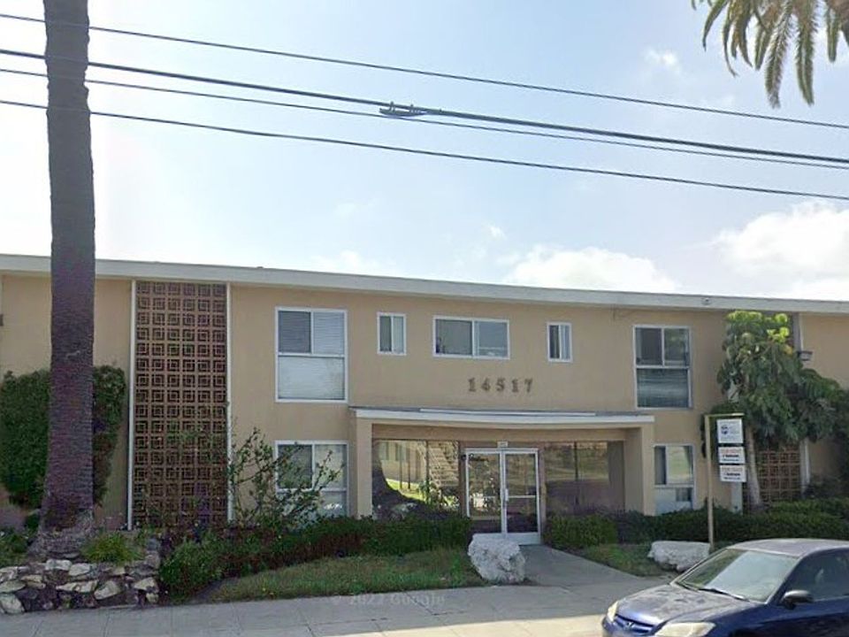 1st image of 14517 S Vermont Ave APT 11