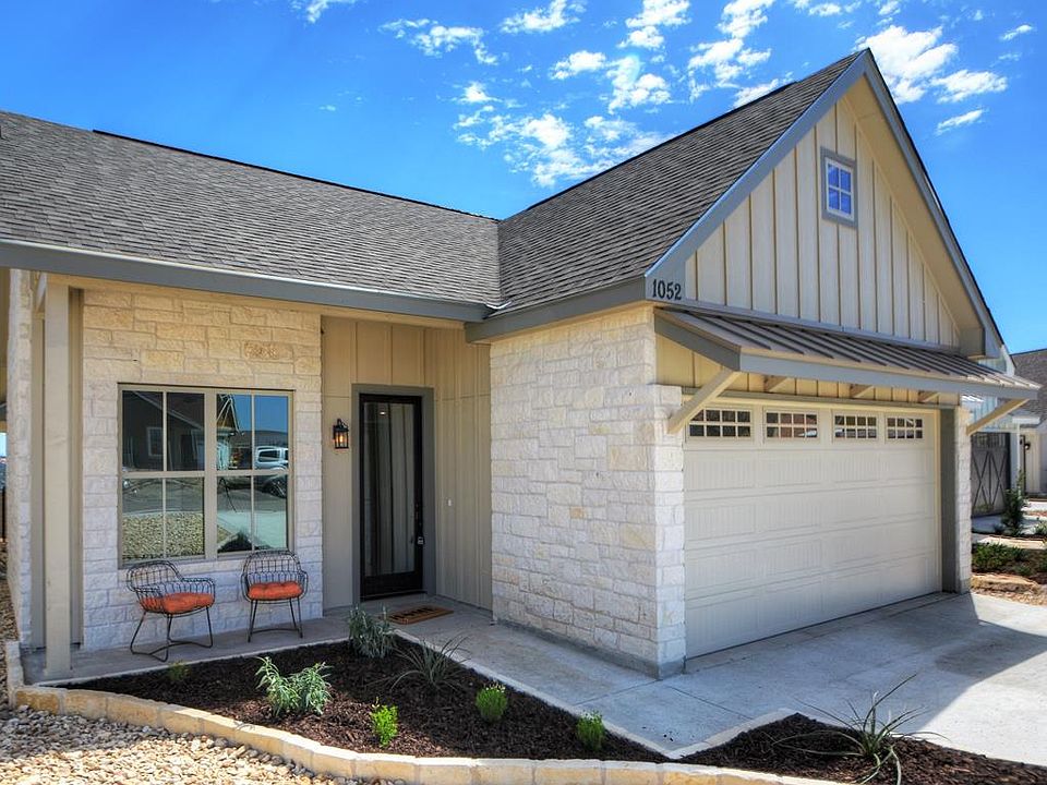 1st image of 1052 Creswell Ln
