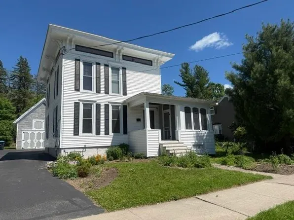 6 Farmer St, Canton, NY 13617