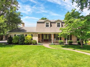 2224 Sutton Rd, York, PA 17403