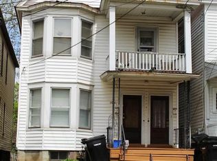 105 Munro Ct, Troy, NY 12180