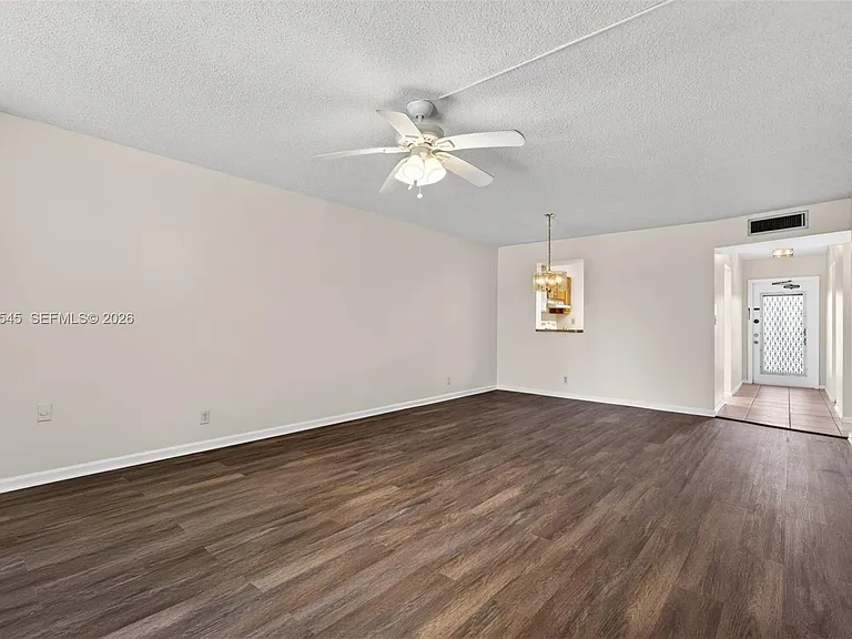 357 N Rock Island Rd #207 — Photo 6