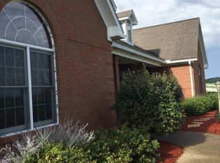 8760 Dutch School Rd, Dresden, OH 43821